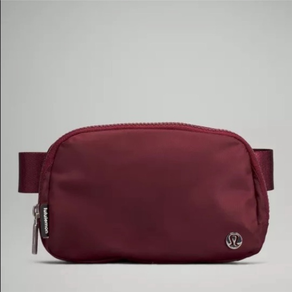 Lululemon Belt Bag - Red Merlot
